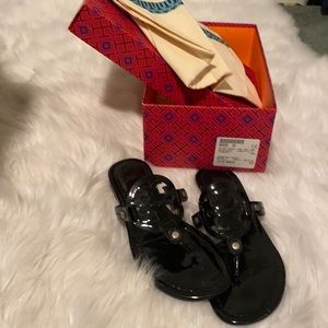Tory Burch Patent Leather thing slides